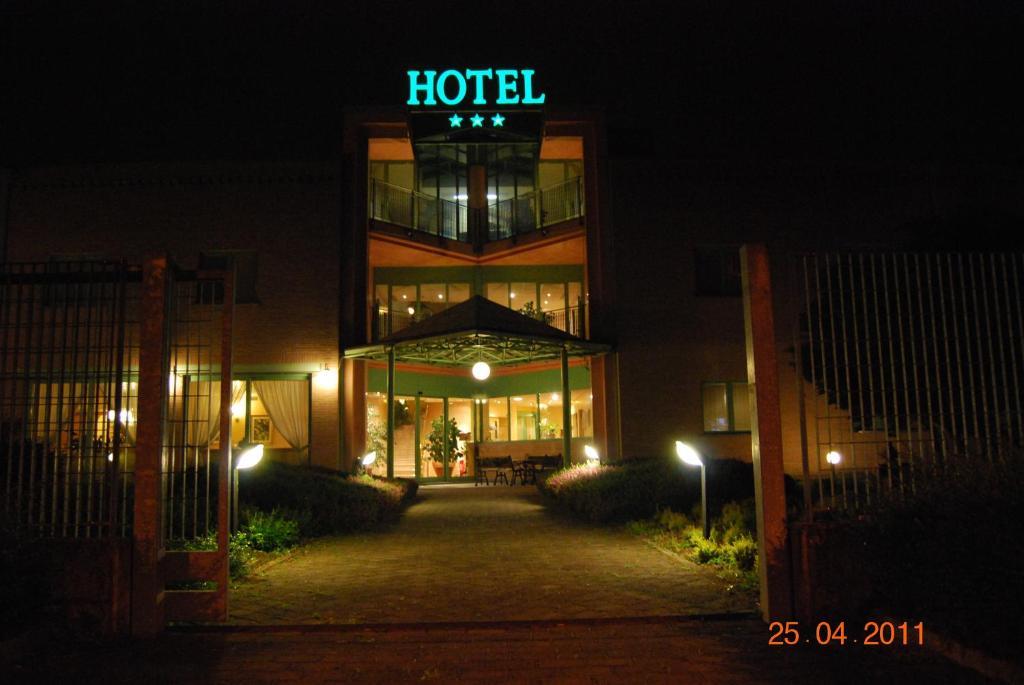 Vecchia Brianza Hotel 3*